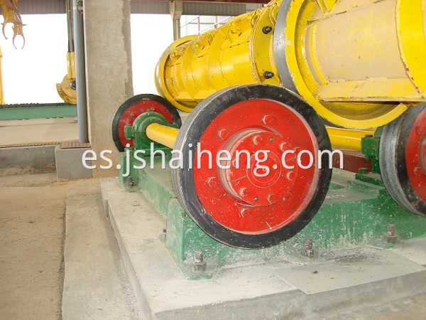 Hiladora de pilotes de concreto Concrete pile spinning machine